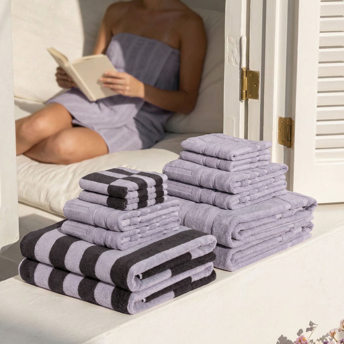 Step out of the shower into cloud-like softness — the 600 GSM Australian cotton towels that make every bathroom feel like a spa