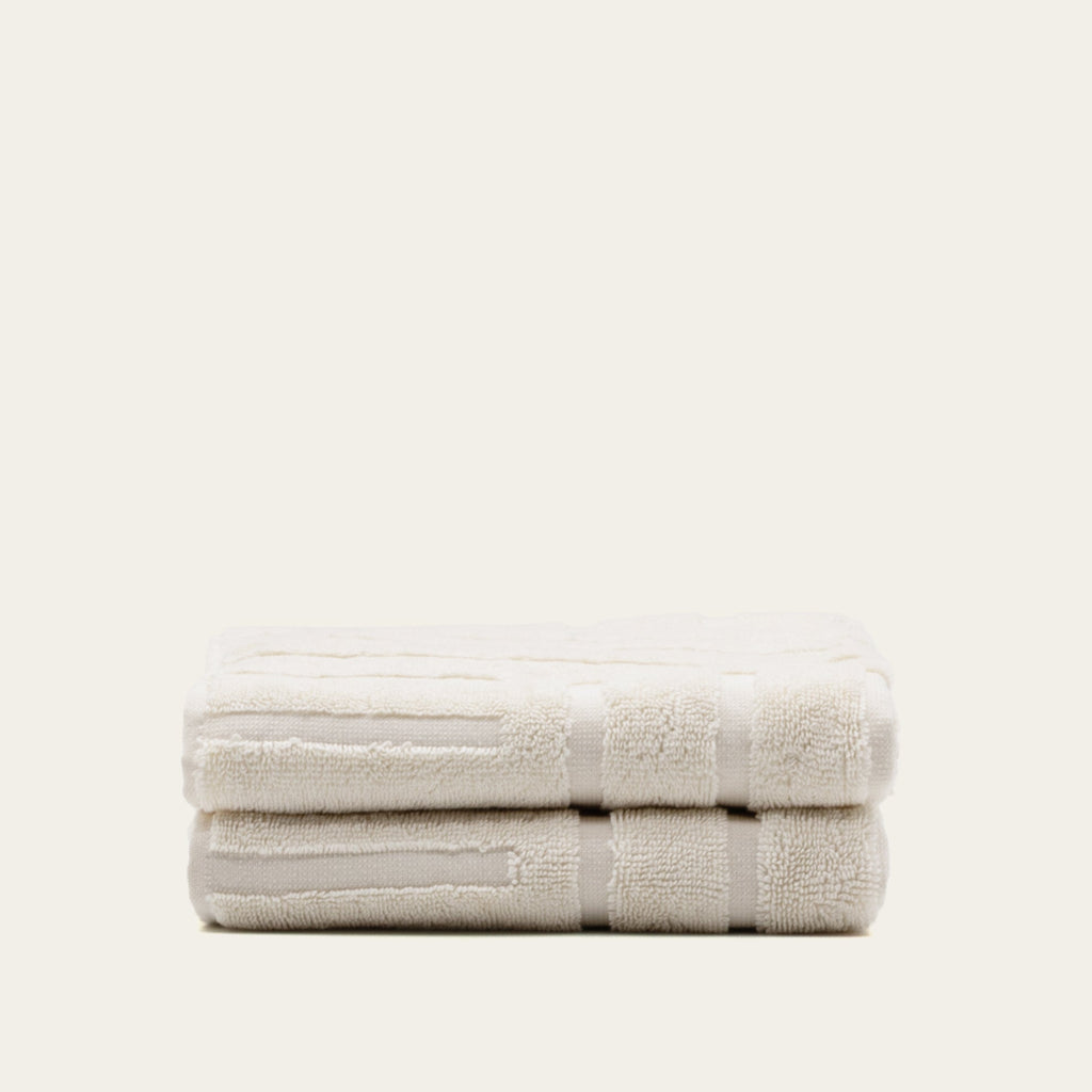 Step out of the shower into cloud-like softness — the 600 GSM Australian cotton towels that make every bathroom feel like a spa
