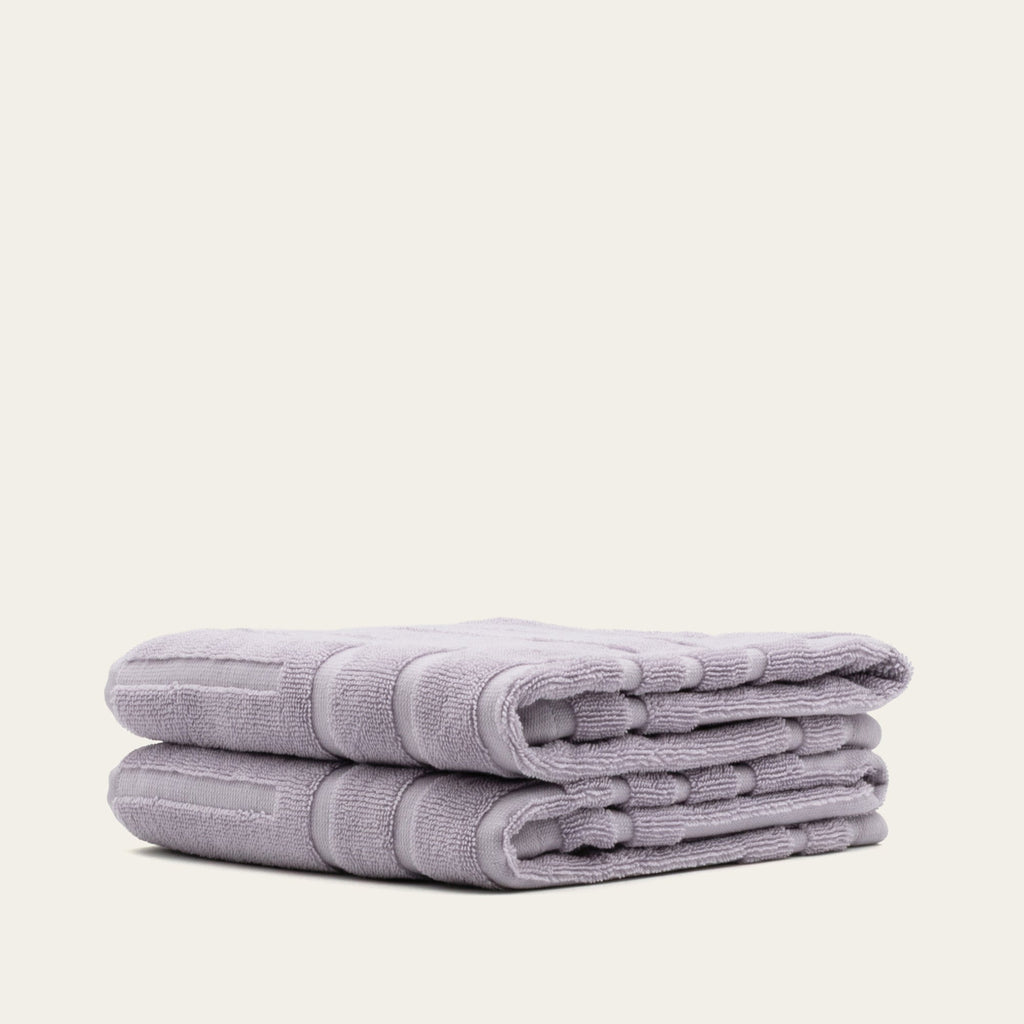 Step out of the shower into cloud-like softness — the 600 GSM Australian cotton towels that make every bathroom feel like a spa
