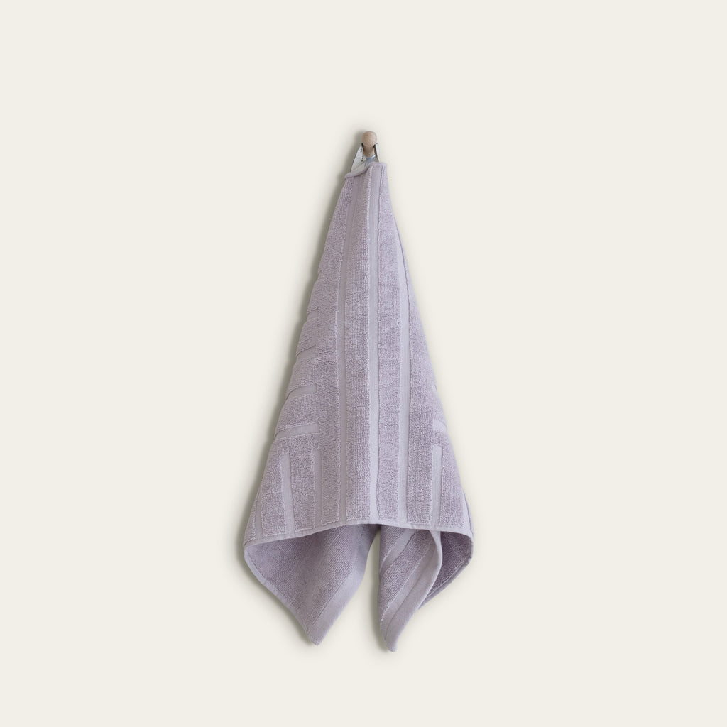 Step out of the shower into cloud-like softness — the 600 GSM Australian cotton towels that make every bathroom feel like a spa